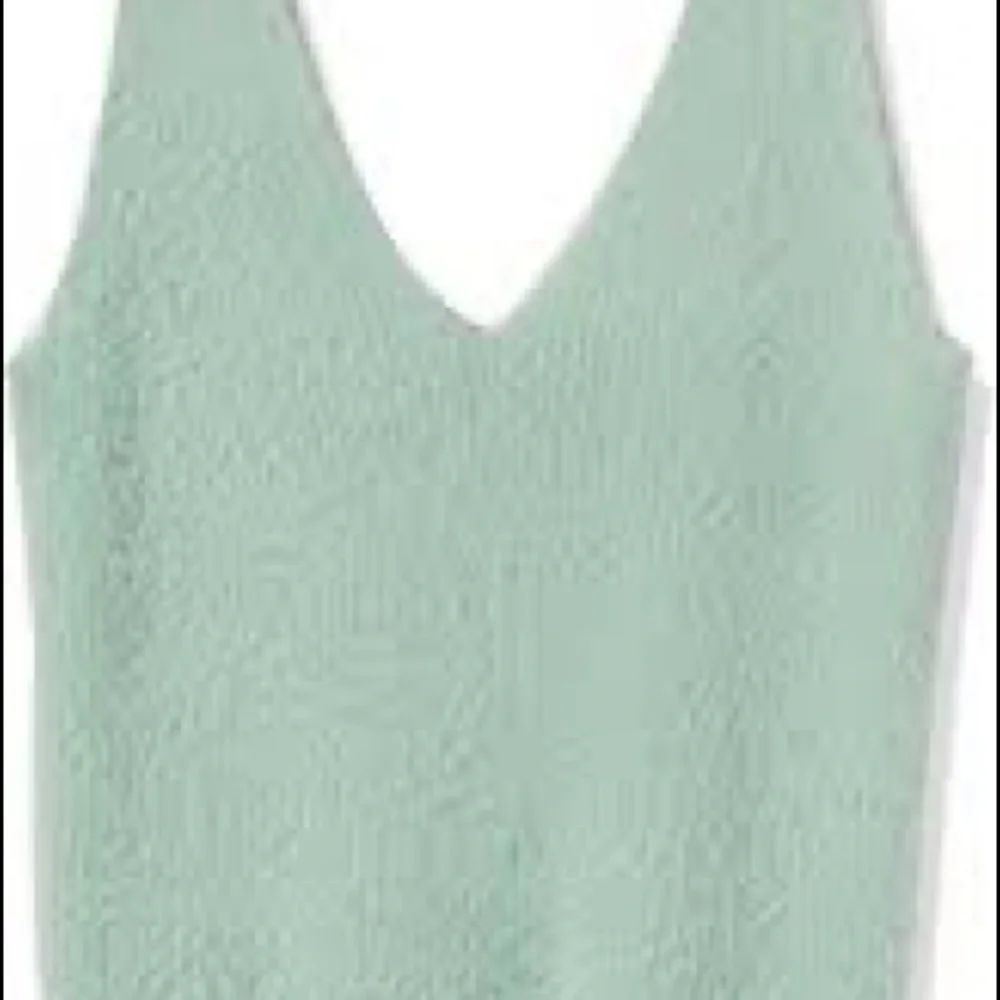 ASTR THE LABEL SPLENDOR TANK - Picture 3 of 9